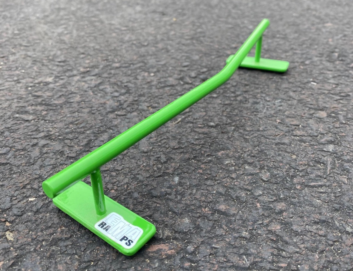 EMA Ramps Fingerboard Kinked Rail