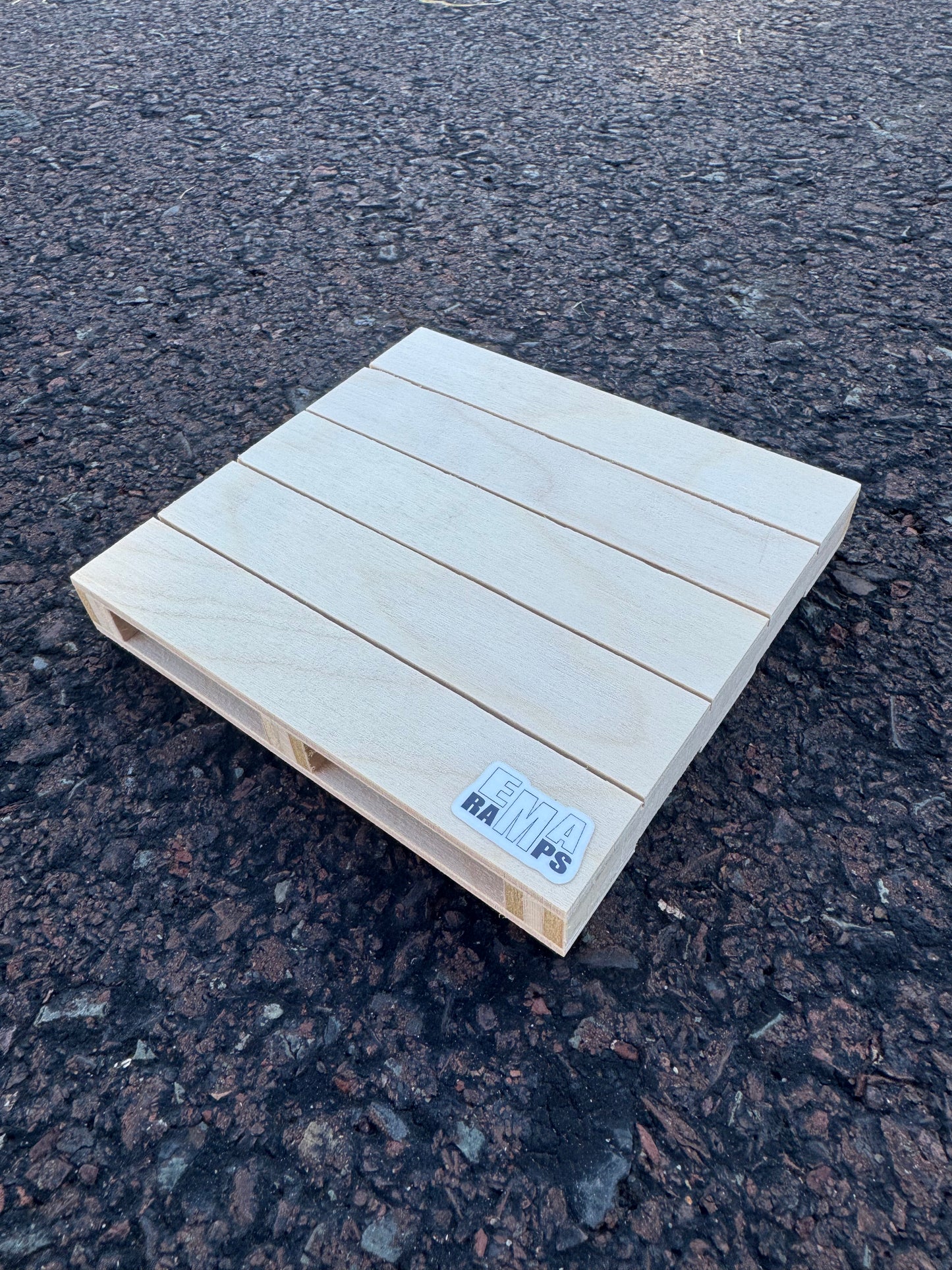 EMA Ramps Fingerboard Wooded Pallet