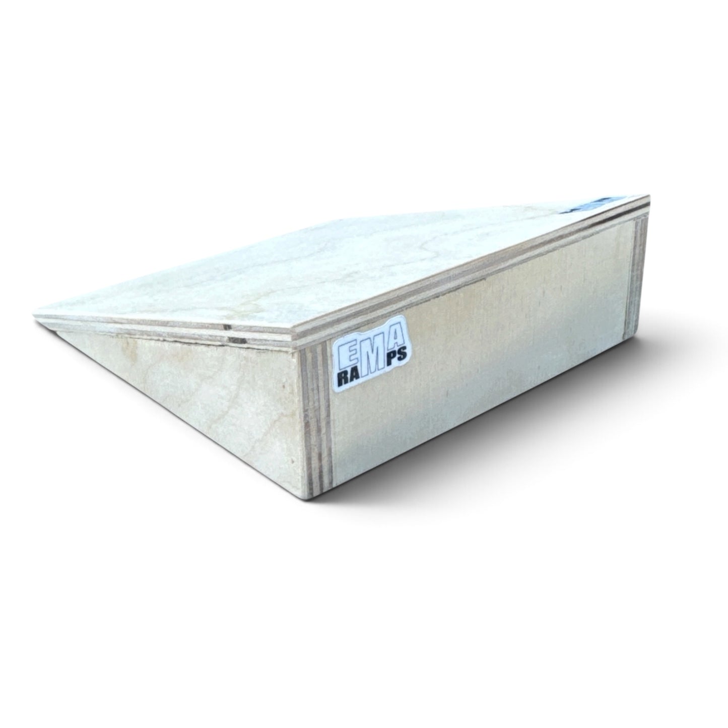 EMA Ramps Fingerboard Kicker Ramp