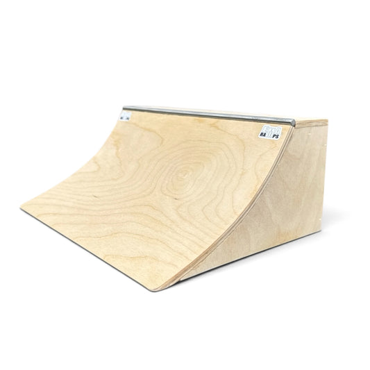EMA Ramps Fingerboard Mini Quarter Pipe